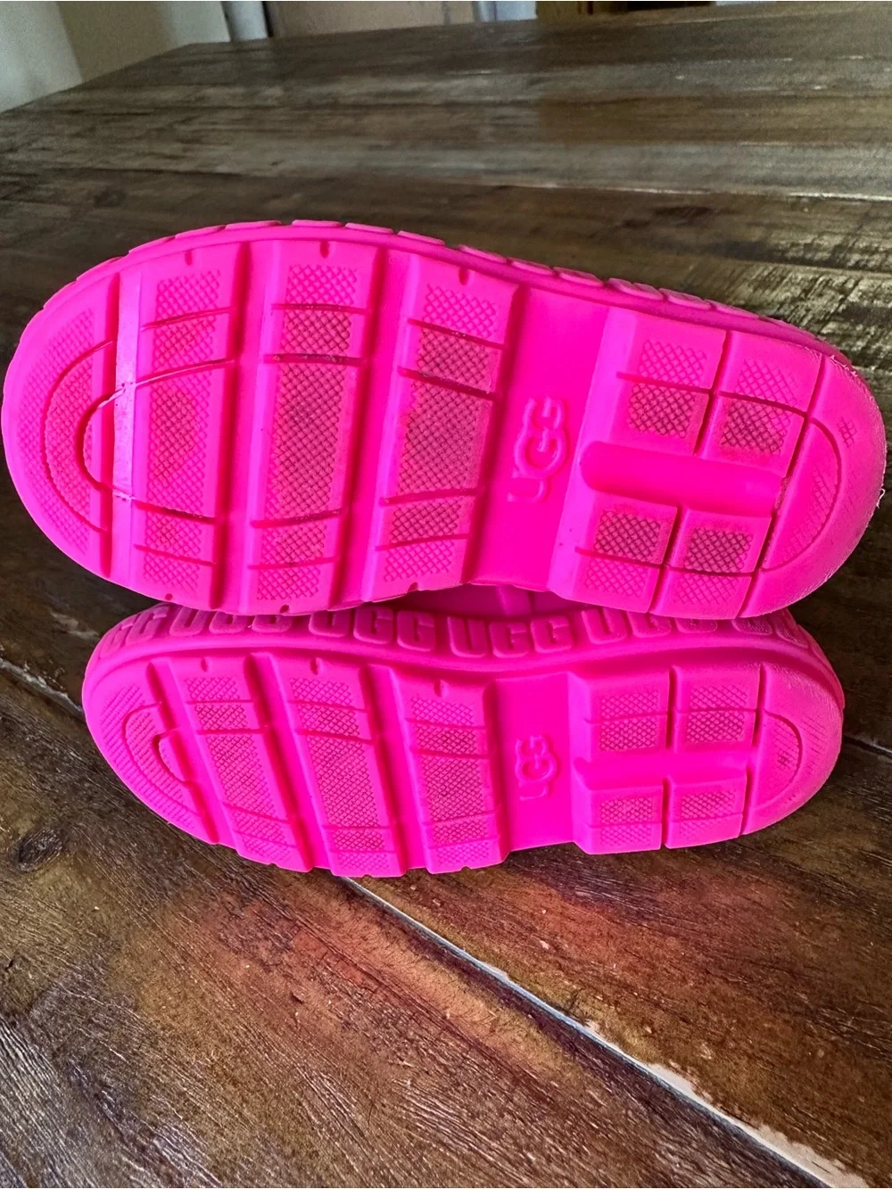 UGG Kids Bright Neon Pink Rubber Rain Boots with Handles